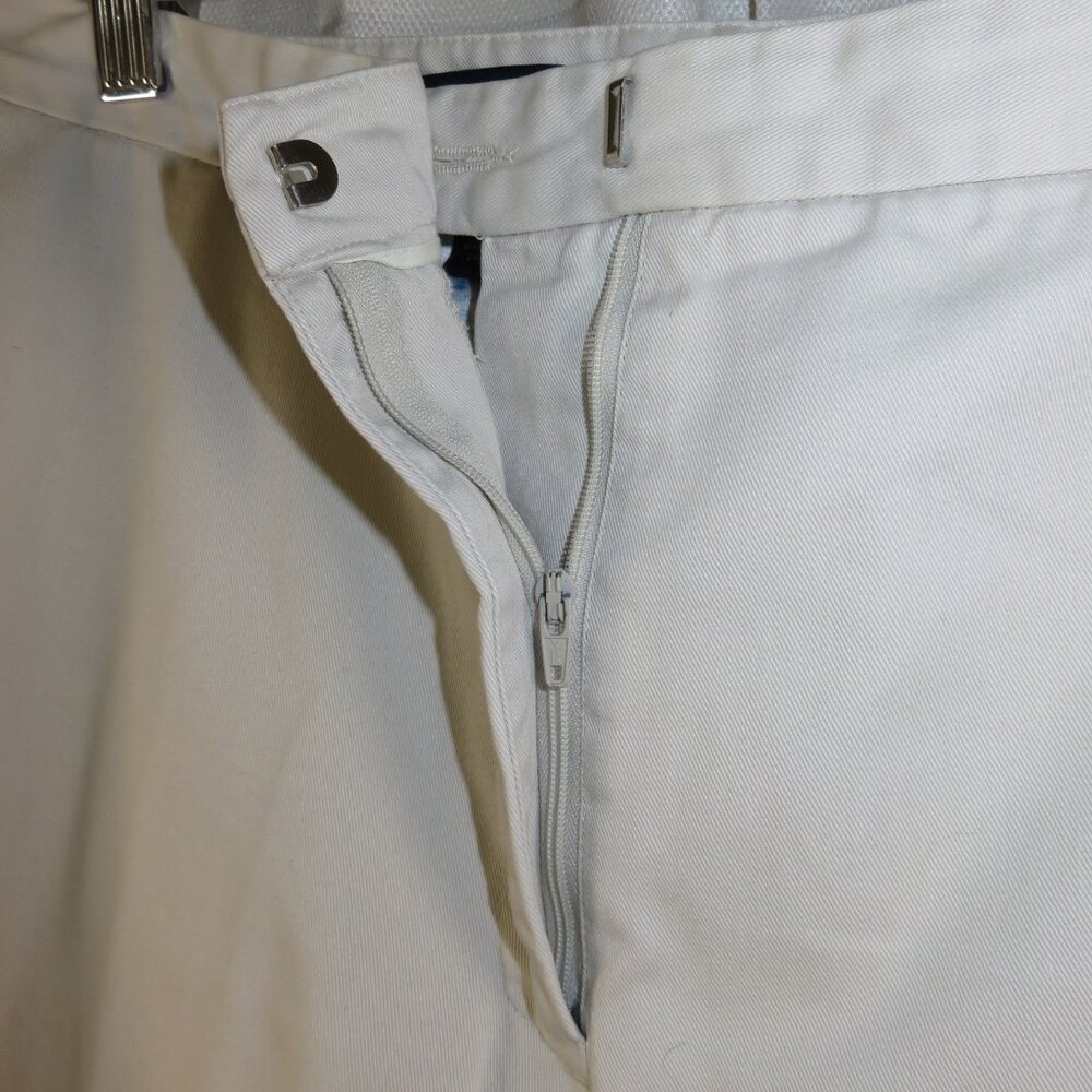 Lands’ End Straight Leg Khaki Women’s Pants Size 12 Waist 34 inches - Picture 4 of 6